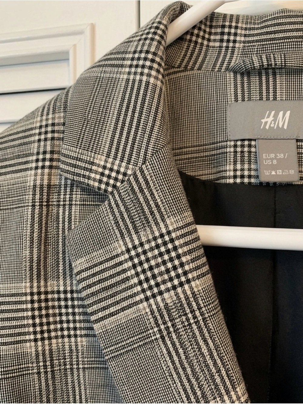 H&M Women’s Belted Black, Gray & White Plaid Blazer Size 8 - Picture 3 of 11